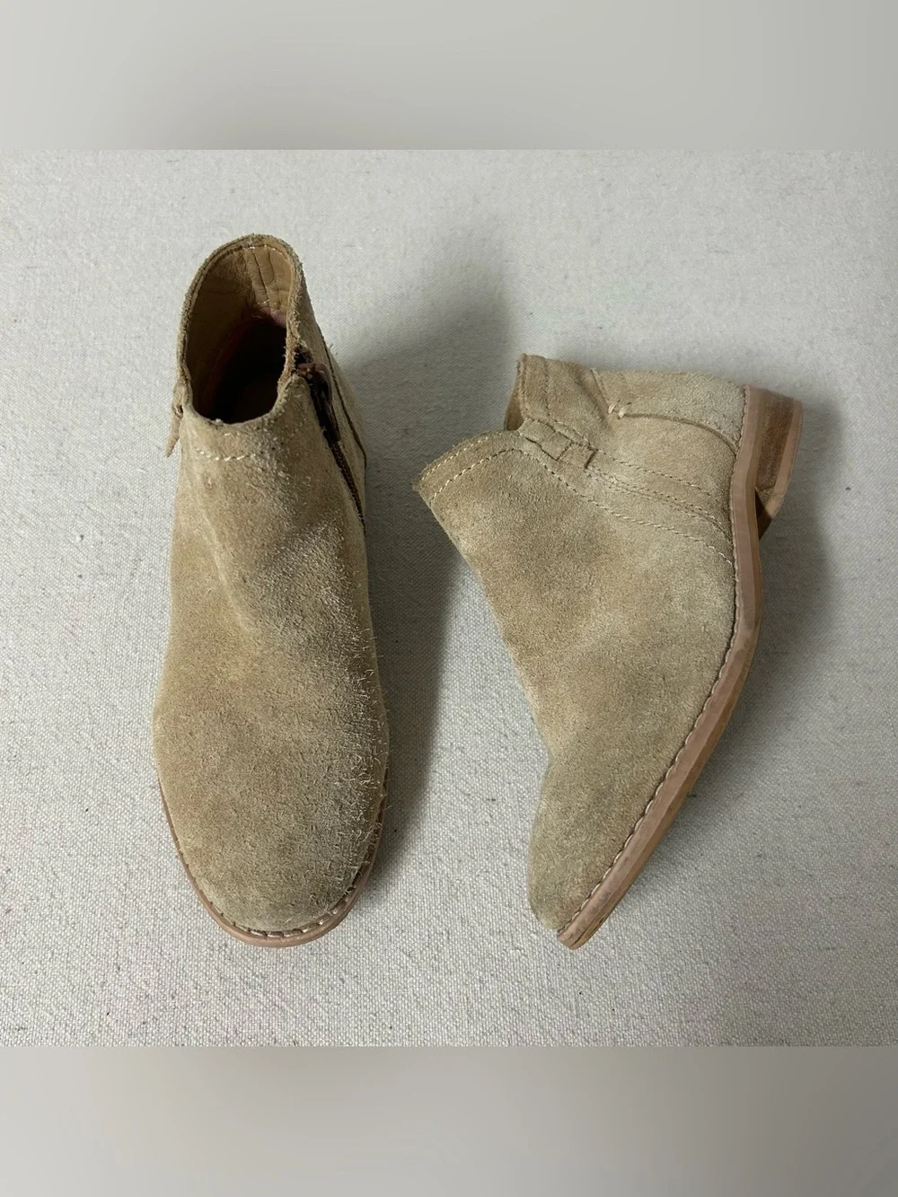 Jack Rogers Booties Girl’s 11 Beige Suede Leather